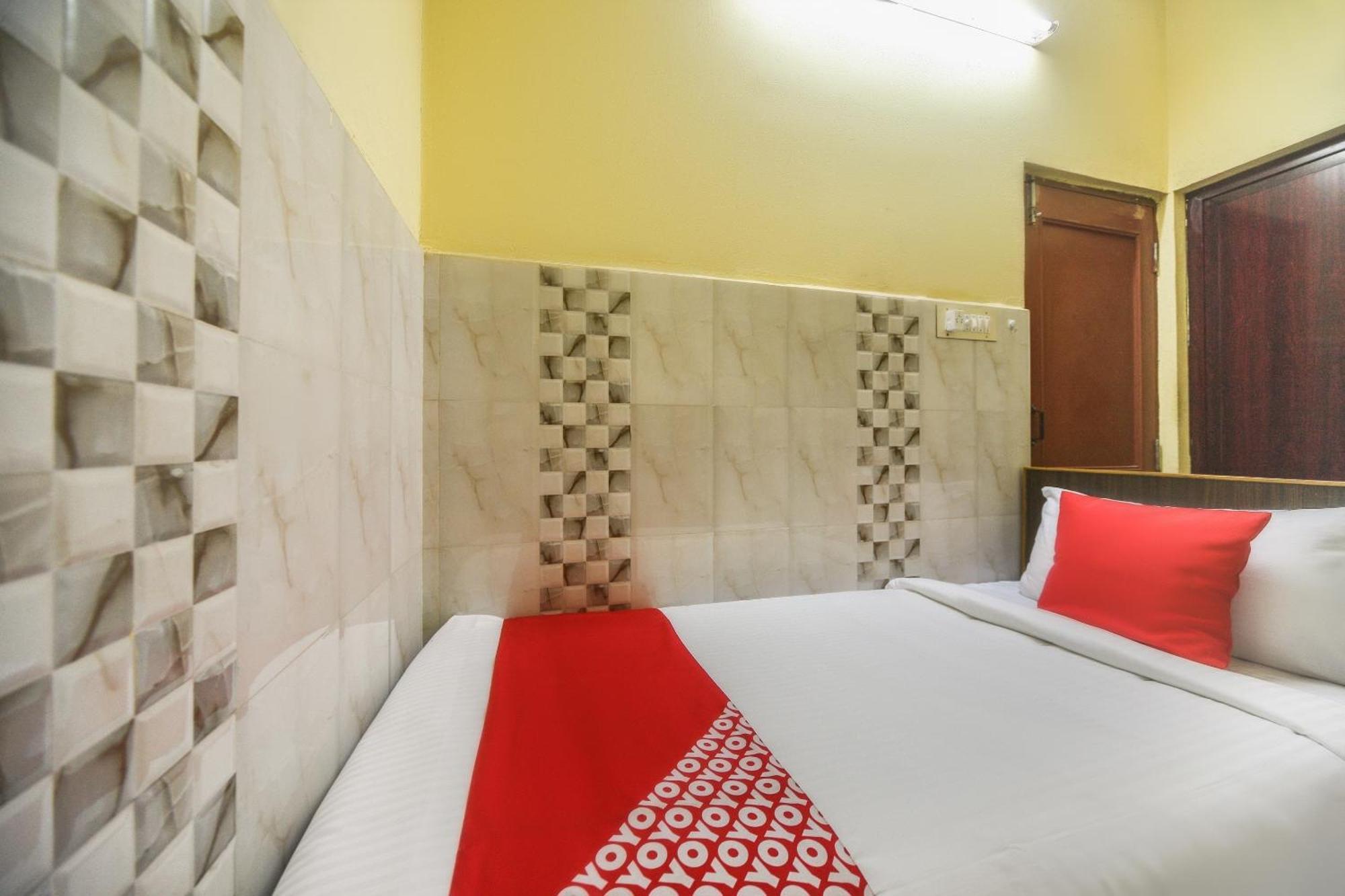 Oyo Modern Guest House Madras Buitenkant foto